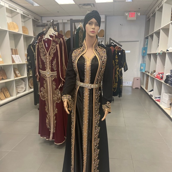 Beautiful beaded black caftan/kaftan with beaded belt - Picture 1 of 1